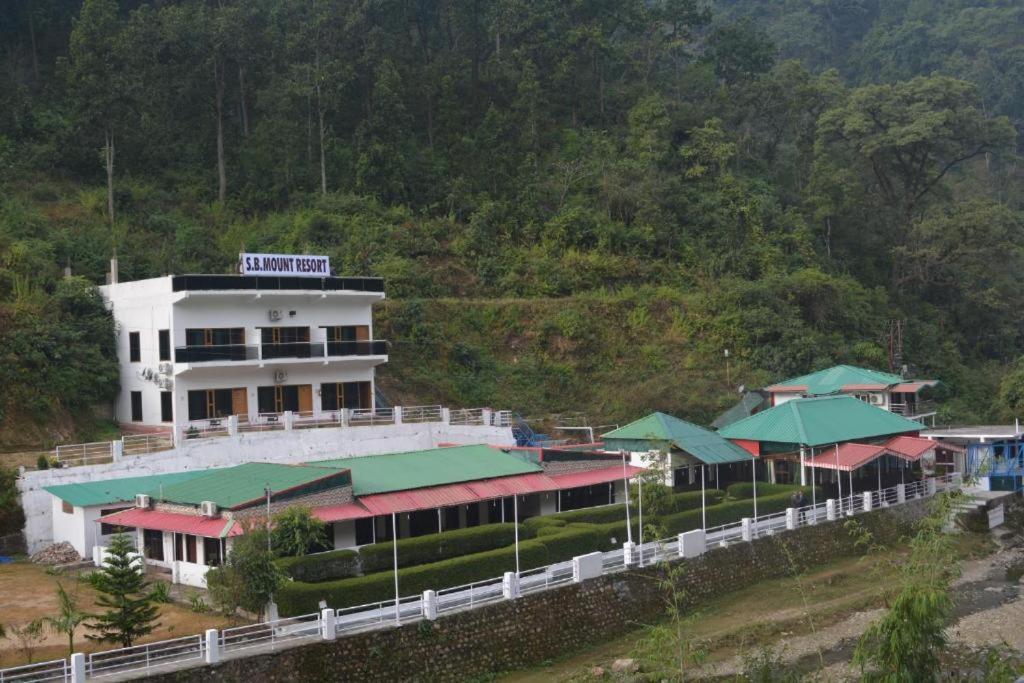 Riverside Resort Lansdowne Exterior foto